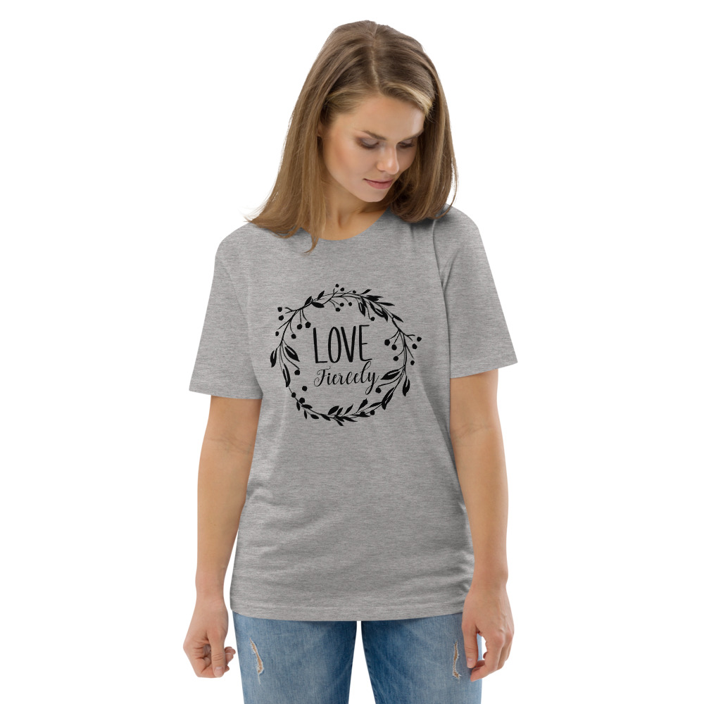 Love T-Shirt - Image 7