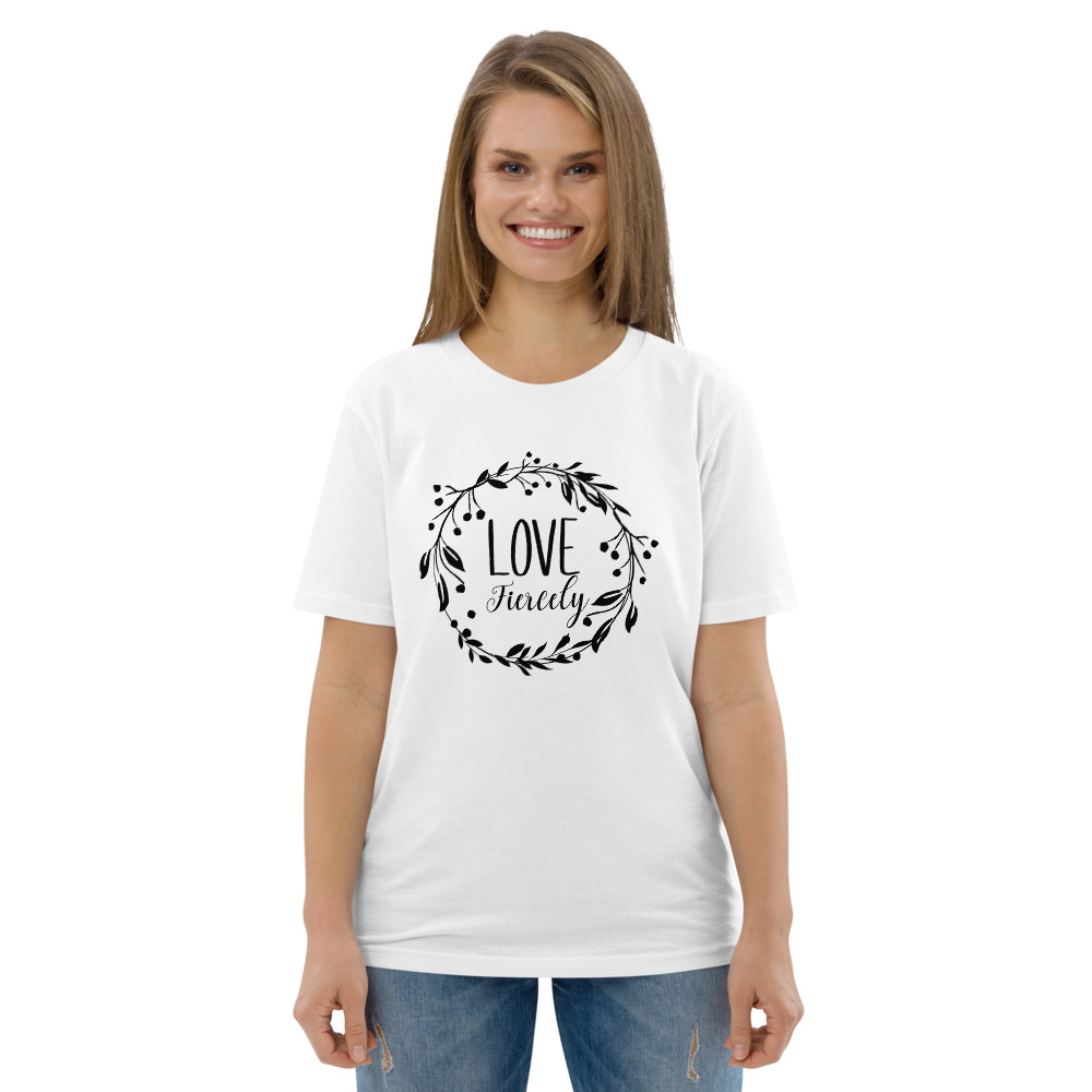 Love T-Shirt - Image 8